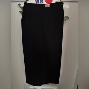 Elegant Black Pencil Skirt